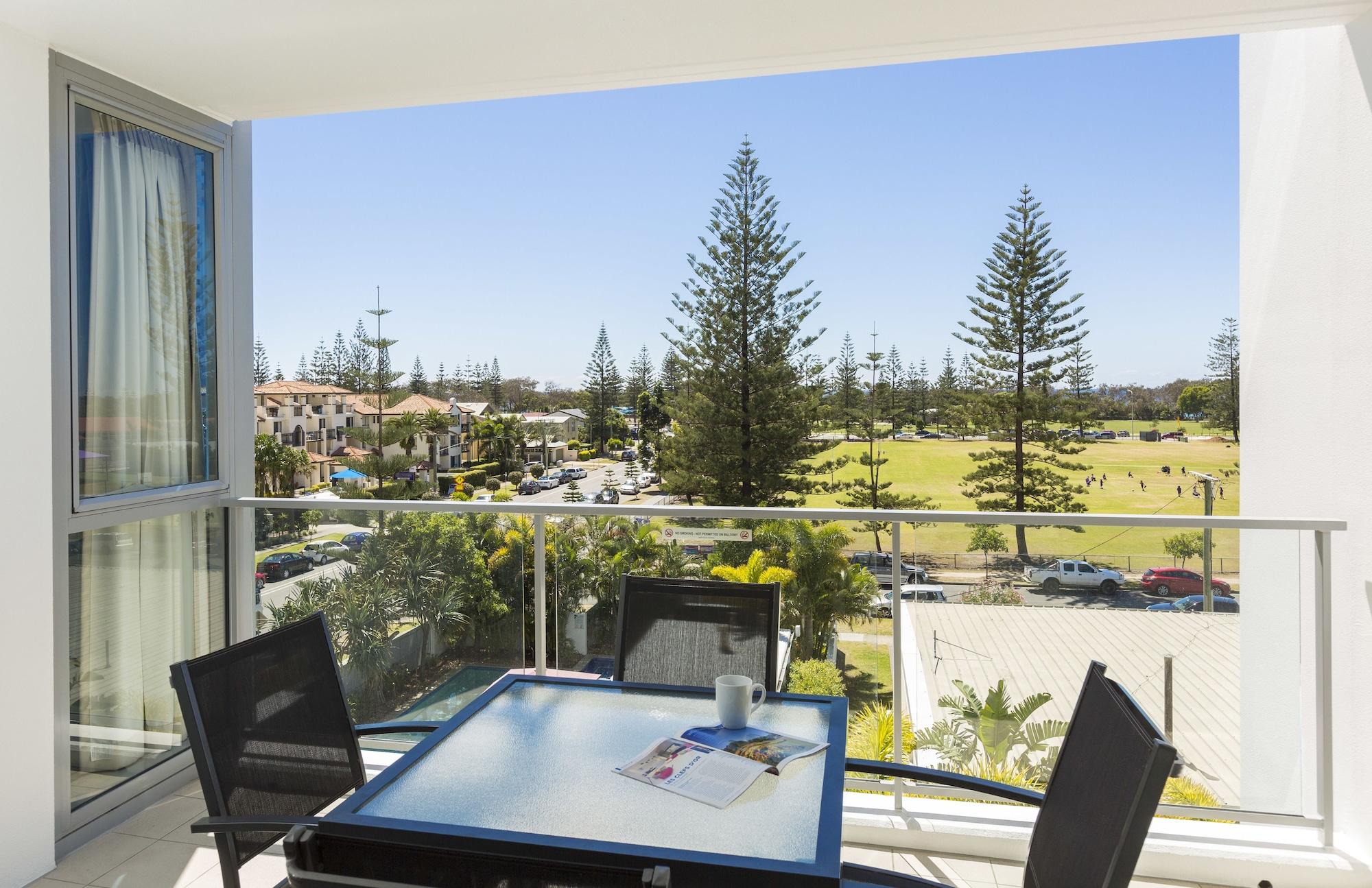 Ocean Pacific Resort - Official Broadbeach Exterior foto