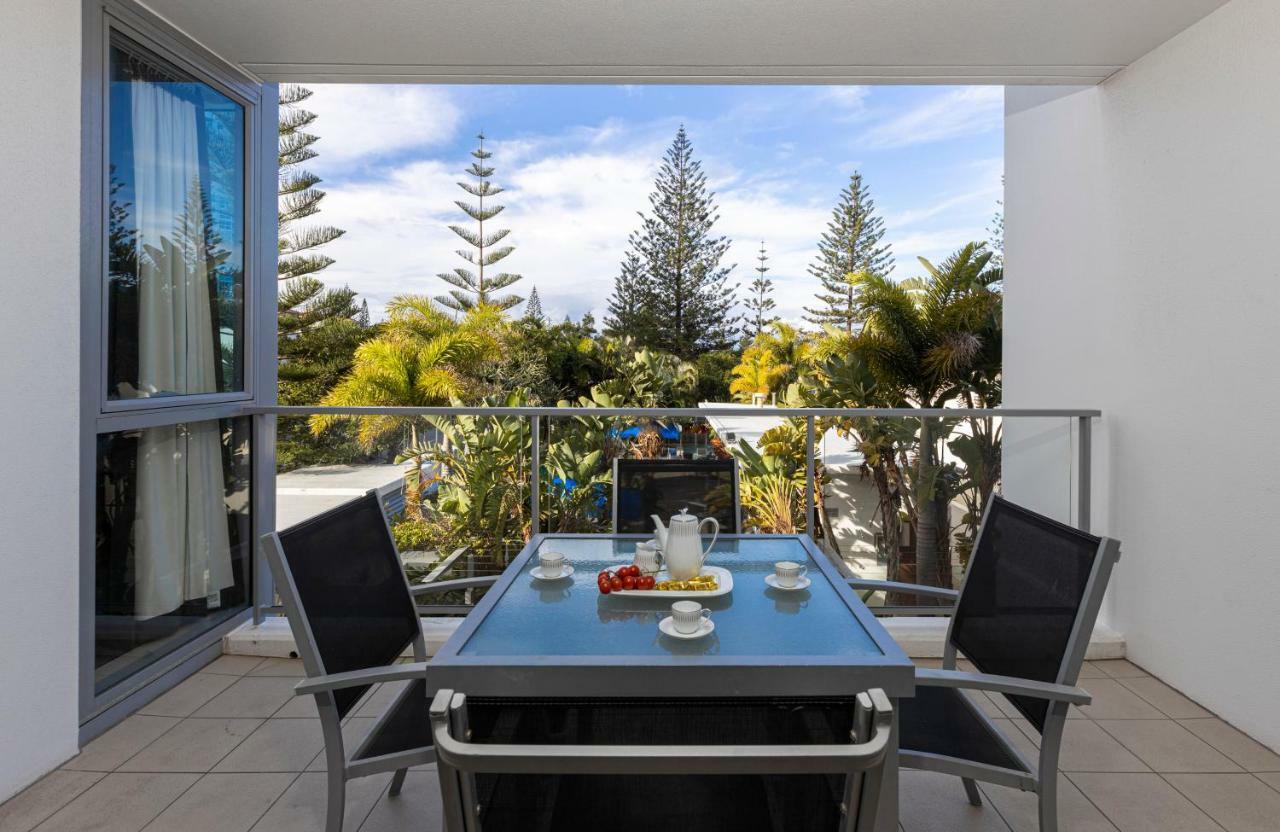 Ocean Pacific Resort - Official Broadbeach Exterior foto